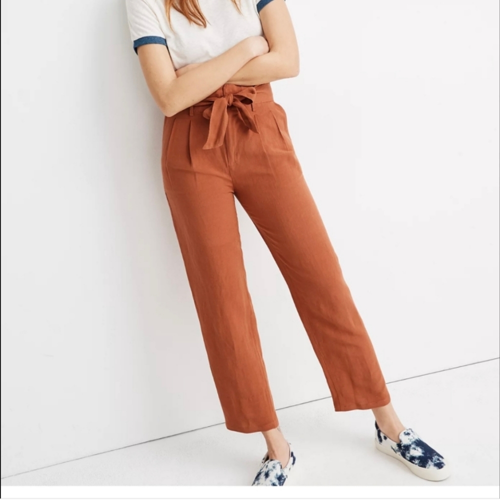 Madewell Linen Blend, Paperbag tie-waist, front pleats with tapered leg, size 4